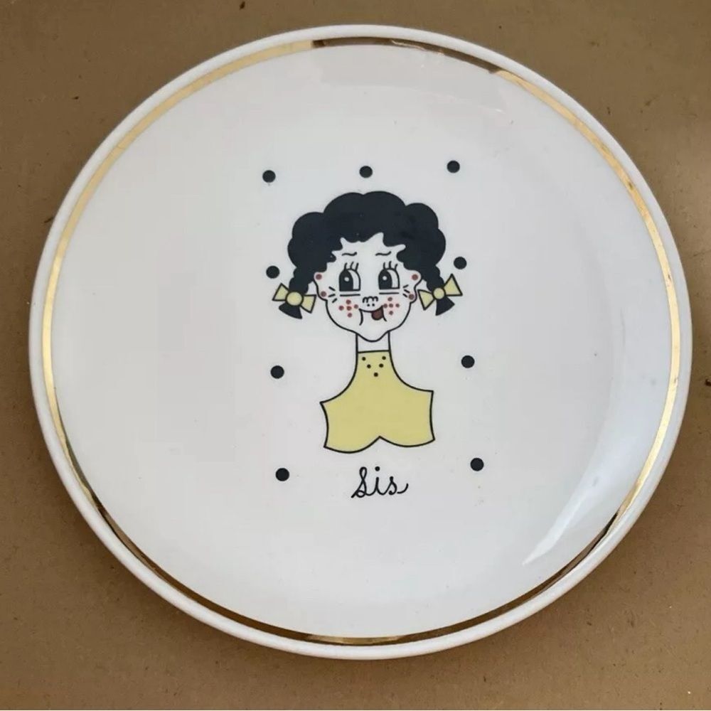 Vintage RARE Sica China sister "Sis" 4 1/2" Plate‎ Gold Rim.